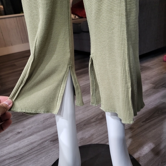 ROPÉ PICNIC - Vintage Bootcut Side Slit Jogger Pants - Picture 6 of 10